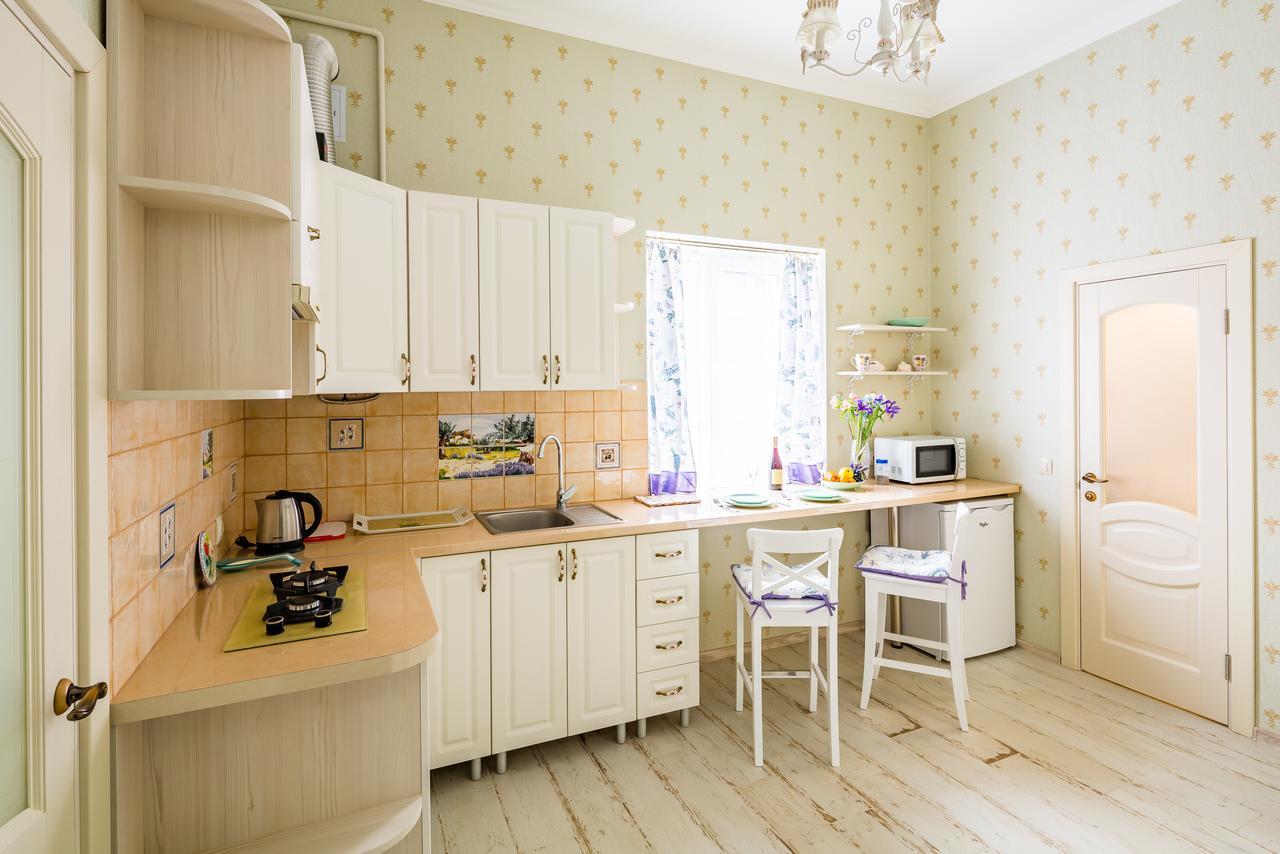 Lovely Apartment In The City Center ลวีฟ ภายนอก รูปภาพ